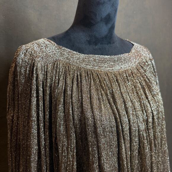 Vintage Saks Fifth Avenue metallic lamé pleated gown, from the late 1960s-1970s - Picture 5 of 7